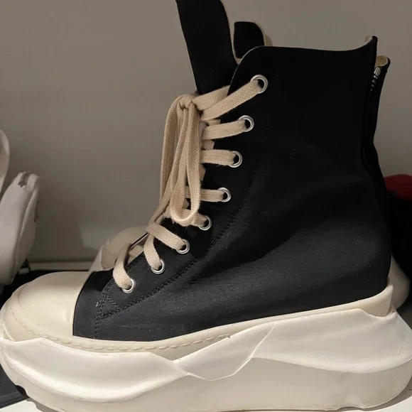 Rick Owens Two-Tone Lace Up Boots - Picture 2 of 4